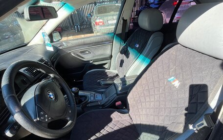 BMW 5 серия, 2001 год, 520 000 рублей, 14 фотография