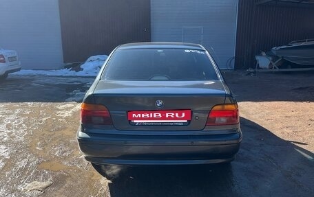 BMW 5 серия, 2001 год, 520 000 рублей, 2 фотография