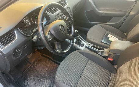 Skoda Octavia, 2014 год, 1 080 000 рублей, 7 фотография