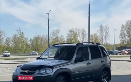 Chevrolet Niva I рестайлинг, 2013 год, 680 000 рублей, 11 фотография