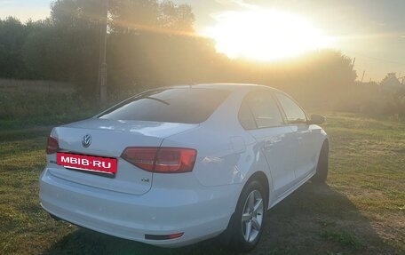 Volkswagen Jetta VI, 2015 год, 1 010 000 рублей, 14 фотография