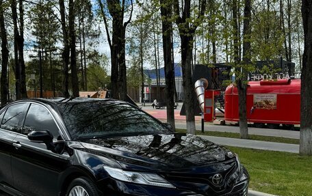 Toyota Camry, 2020 год, 4 100 000 рублей, 2 фотография