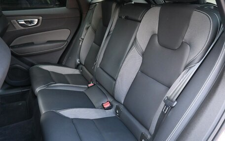 Volvo XC60 II, 2022 год, 3 980 000 рублей, 9 фотография