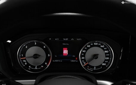 Volkswagen Touareg III, 2021 год, 6 000 000 рублей, 15 фотография