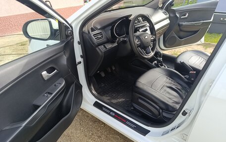 KIA Rio III рестайлинг, 2014 год, 850 000 рублей, 4 фотография
