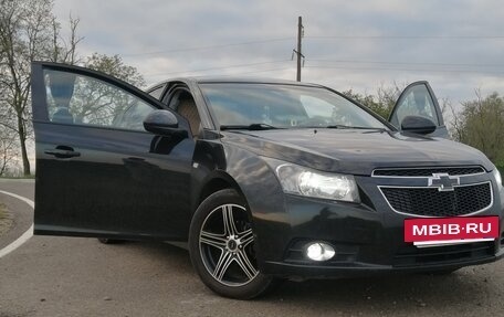Chevrolet Cruze II, 2012 год, 870 000 рублей, 2 фотография