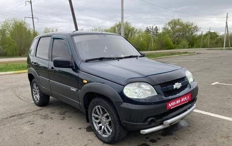 Chevrolet Niva I рестайлинг, 2010 год, 415 000 рублей, 3 фотография