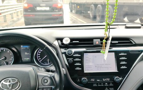 Toyota Camry, 2018 год, 2 520 000 рублей, 4 фотография