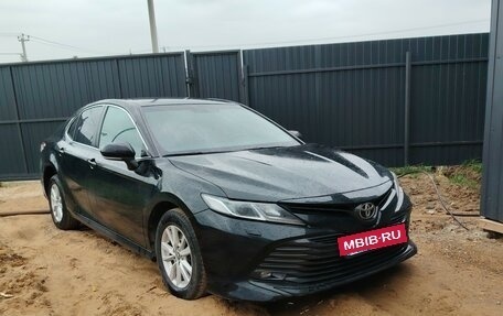 Toyota Camry, 2018 год, 2 520 000 рублей, 3 фотография