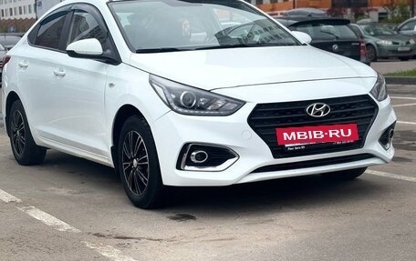 Hyundai Solaris II рестайлинг, 2018 год, 1 370 000 рублей, 3 фотография