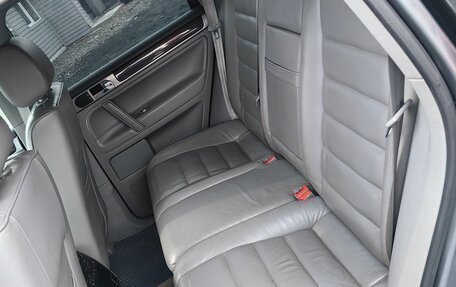 Volkswagen Touareg III, 2003 год, 600 000 рублей, 17 фотография