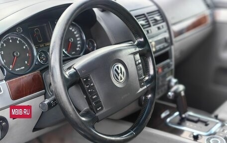 Volkswagen Touareg III, 2003 год, 600 000 рублей, 22 фотография