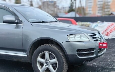 Volkswagen Touareg III, 2003 год, 600 000 рублей, 14 фотография