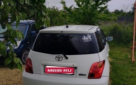 Toyota Ist II, 2004 год, 515 000 рублей, 3 фотография