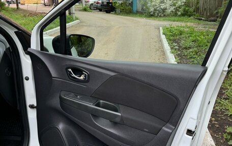 Renault Kaptur I рестайлинг, 2019 год, 1 800 000 рублей, 4 фотография
