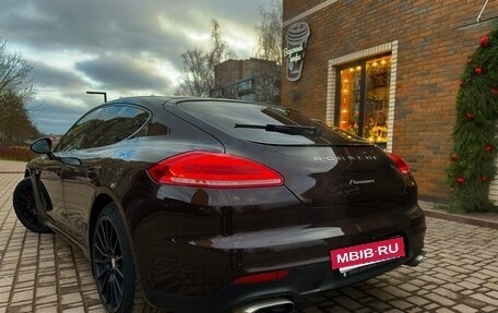 Porsche Panamera II рестайлинг, 2015 год, 4 074 000 рублей, 23 фотография