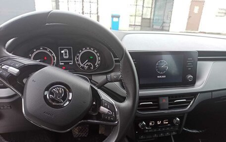 Skoda Rapid II, 2022 год, 1 900 000 рублей, 2 фотография