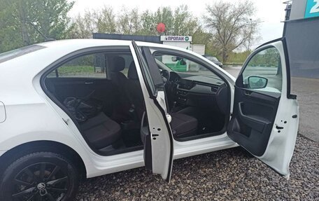 Skoda Rapid II, 2022 год, 1 900 000 рублей, 14 фотография