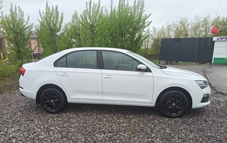 Skoda Rapid II, 2022 год, 1 900 000 рублей, 11 фотография