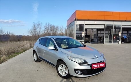 Renault Megane III, 2012 год, 850 000 рублей, 3 фотография
