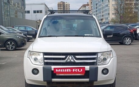 Mitsubishi Pajero IV, 2011 год, 1 499 000 рублей, 2 фотография
