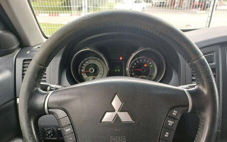 Mitsubishi Pajero IV, 2011 год, 1 499 000 рублей, 9 фотография