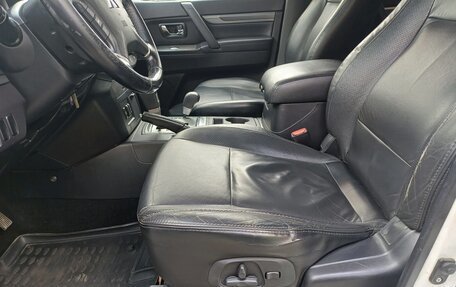Mitsubishi Pajero IV, 2011 год, 1 499 000 рублей, 15 фотография