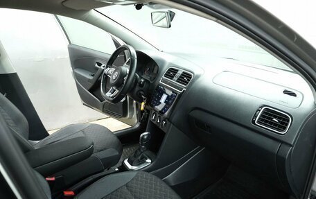 Volkswagen Polo VI (EU Market), 2018 год, 1 150 000 рублей, 13 фотография