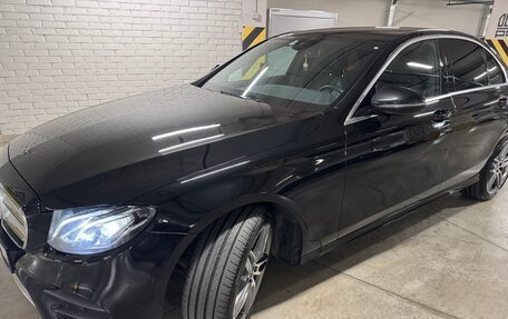Mercedes-Benz E-Класс, 2020 год, 4 190 000 рублей, 3 фотография