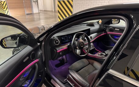 Mercedes-Benz E-Класс, 2020 год, 4 190 000 рублей, 6 фотография