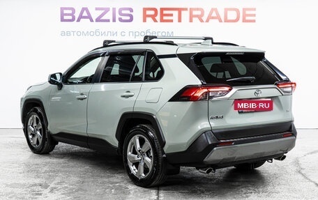 Toyota RAV4, 2020 год, 3 367 000 рублей, 7 фотография