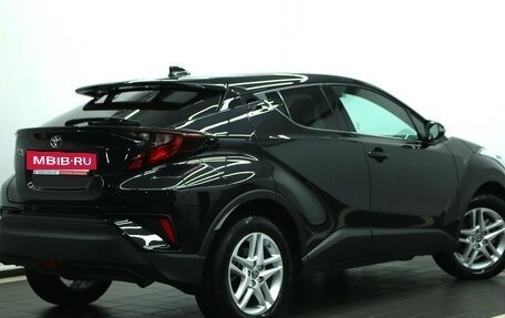 Toyota C-HR I рестайлинг, 2020 год, 2 450 000 рублей, 2 фотография