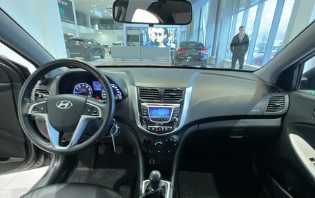 Hyundai Solaris II рестайлинг, 2012 год, 722 000 рублей, 12 фотография