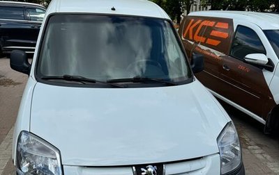 Peugeot Partner II рестайлинг 2, 2011 год, 375 000 рублей, 1 фотография