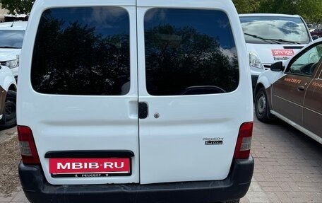 Peugeot Partner II рестайлинг 2, 2011 год, 375 000 рублей, 2 фотография