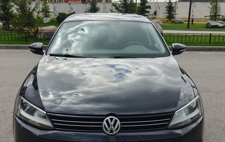 Volkswagen Jetta VI, 2014 год, 1 395 000 рублей, 2 фотография
