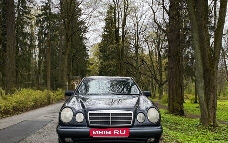 Mercedes-Benz E-Класс, 1996 год, 499 000 рублей, 8 фотография