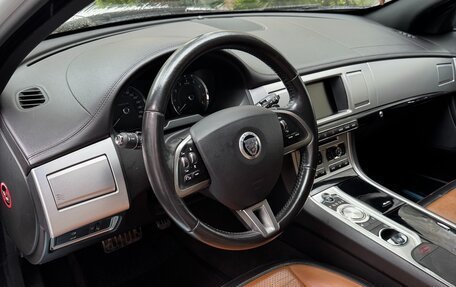 Jaguar XF I рестайлинг, 2012 год, 2 700 000 рублей, 4 фотография