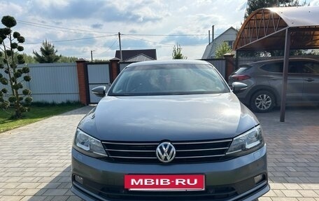 Volkswagen Jetta VI, 2015 год, 960 000 рублей, 4 фотография