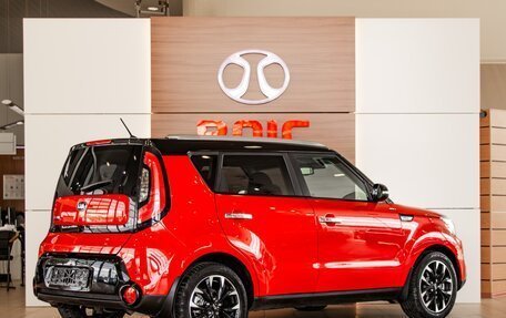 KIA Soul II рестайлинг, 2015 год, 1 245 000 рублей, 6 фотография