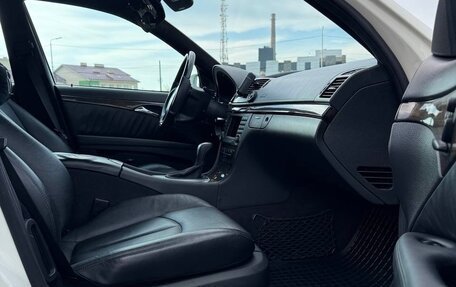 Mercedes-Benz E-Класс, 2002 год, 1 500 000 рублей, 13 фотография