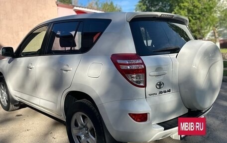 Toyota RAV4, 2011 год, 1 560 000 рублей, 8 фотография