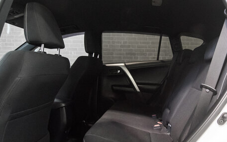 Toyota RAV4, 2018 год, 2 951 000 рублей, 15 фотография