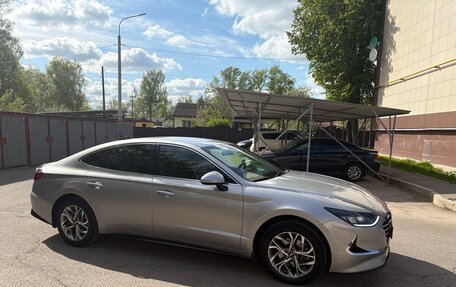 Hyundai Sonata VIII, 2021 год, 2 500 000 рублей, 5 фотография