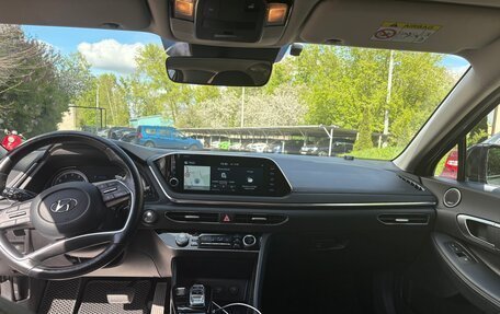 Hyundai Sonata VIII, 2021 год, 2 500 000 рублей, 15 фотография