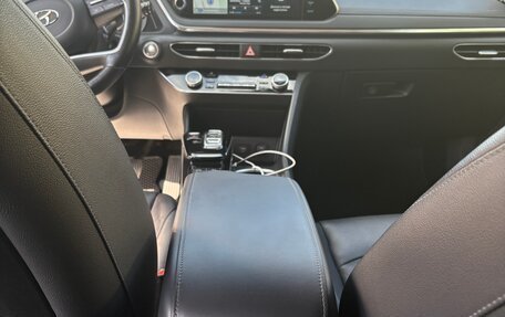 Hyundai Sonata VIII, 2021 год, 2 500 000 рублей, 18 фотография