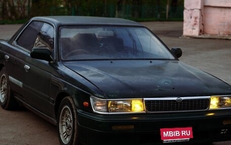 Nissan Laurel VIII, 1989 год, 250 000 рублей, 2 фотография