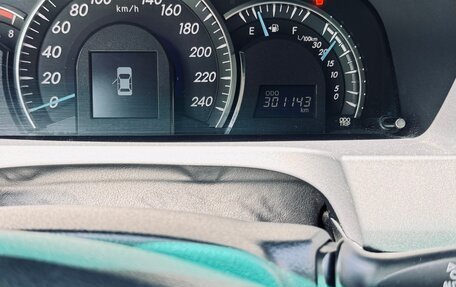 Toyota Camry, 2011 год, 1 650 000 рублей, 9 фотография
