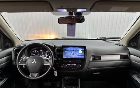 Mitsubishi Outlander III рестайлинг 3, 2012 год, 1 297 000 рублей, 9 фотография
