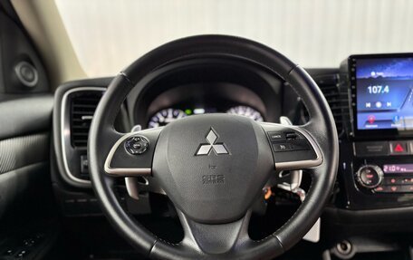 Mitsubishi Outlander III рестайлинг 3, 2012 год, 1 297 000 рублей, 11 фотография